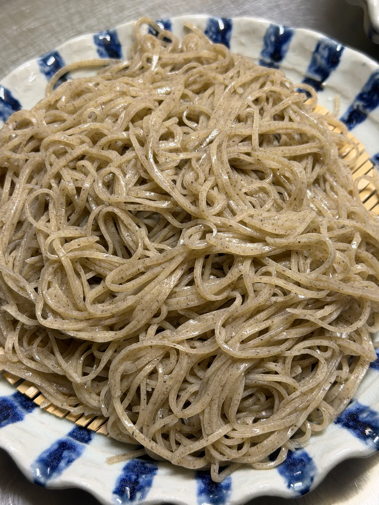 盛り付けた新そば